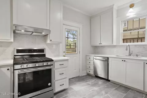 1229 Poplar Blvd, Jackson, MS 39202 photo 14