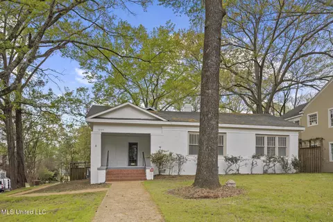 1229 Poplar Blvd, Jackson, MS 39202