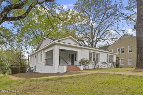 1229 Poplar Blvd, Jackson, MS 39202 photo 2
