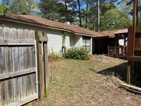 315 Swallow Dr, Brandon, MS 39047 photo 10