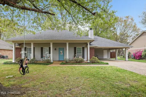 5005 Bay Brg, Flowood, MS 39232