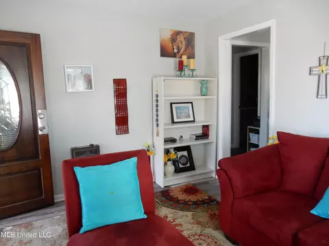 Entry Way - 3830 S Baldwin Rd, Hernando, MS 38632 photo 1 of 1