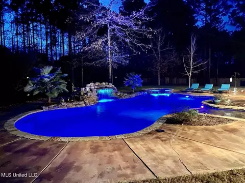 Exterior - 512 Durrango Dr, Brandon, MS 39047 photo 12 of 12