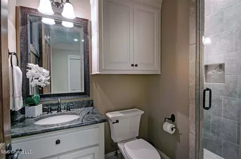 Bath - 512 Durrango Dr, Brandon, MS 39047 photo 5 of 13