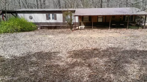 315 Lafferty Rd, Batesville, MS 38606