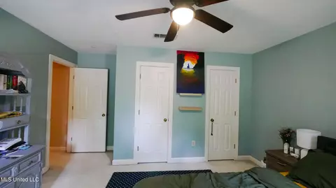 Bedroom - 50 Moss Forest Cir, Jackson, MS 39211 photo 8 of 9