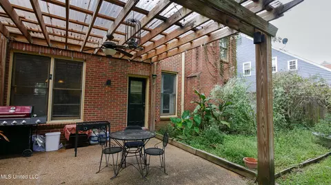 Exterior - 50 Moss Forest Cir, Jackson, MS 39211 photo 3 of 7