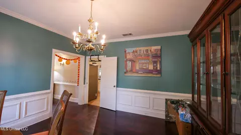 Dining - 50 Moss Forest Cir, Jackson, MS 39211 photo 2 of 4