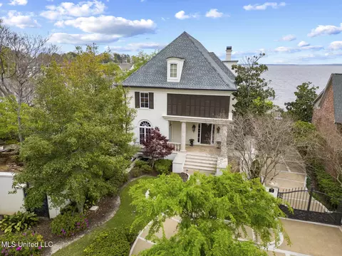 133 Overlook Pointe Drive Dr, Ridgeland, MS 39157