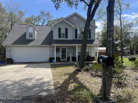 211 29th St, Gulfport, MS 39507