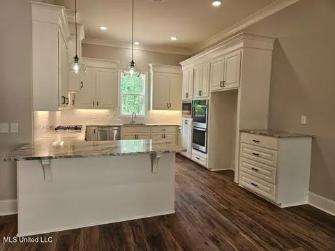 Kitchen - 441 Barksdale Rd, Brandon, MS 39047 photo 1 of 1