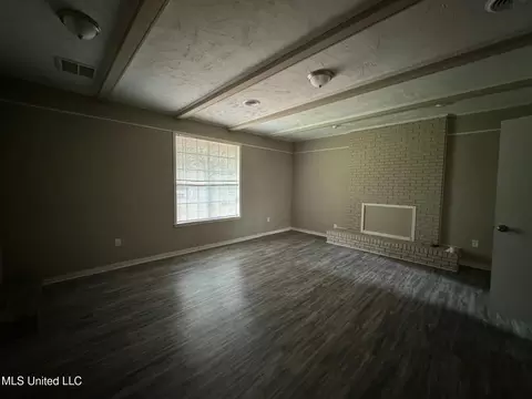 3118 Shirley Dr, Jackson, MS 39212 photo 6