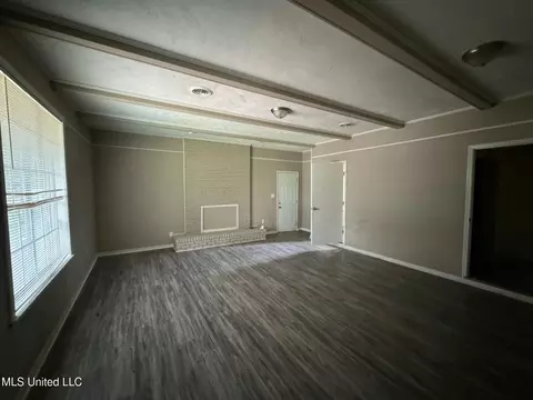 3118 Shirley Dr, Jackson, MS 39212 photo 5