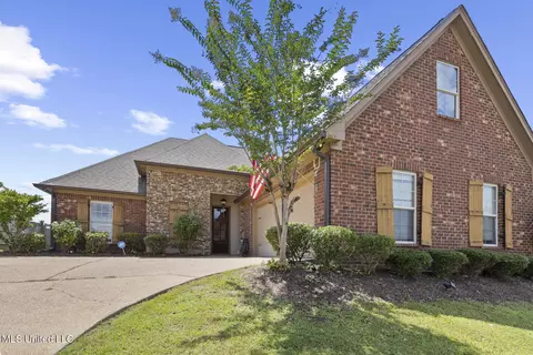 111 Emerald Dr, Brandon, MS 39047 photo 2