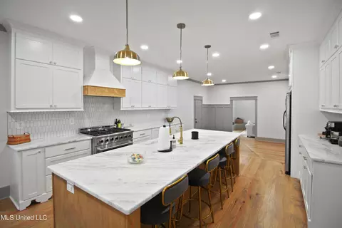 Kitchen - 7243 N Highway 433, Benton, MS 39039 photo 2 of 7