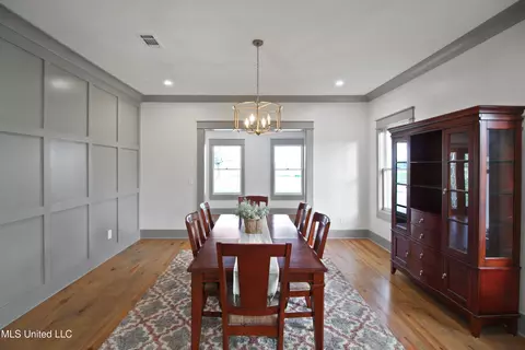 Dining - 7243 N Highway 433, Benton, MS 39039 photo 1 of 3