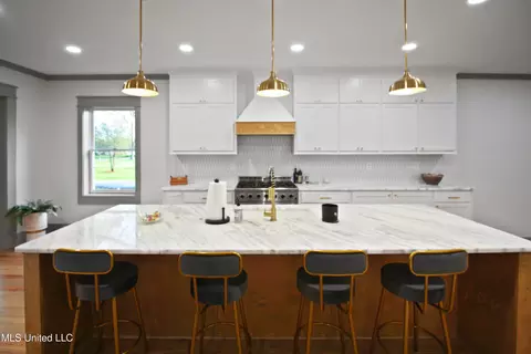 Kitchen - 7243 N Highway 433, Benton, MS 39039 photo 7 of 7