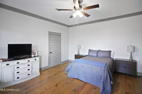 Bedroom - 7243 N Highway 433, Benton, MS 39039 photo 4 of 10