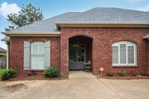 Exterior - 714 Waters Dr, Madison, MS 39110 photo 2 of 8