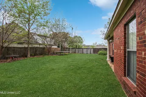 Exterior - 714 Waters Dr, Madison, MS 39110 photo 6 of 8