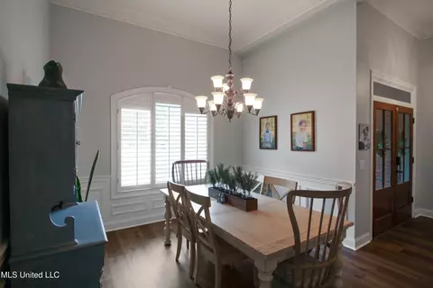 Dining - 714 Waters Dr, Madison, MS 39110 photo 2 of 2