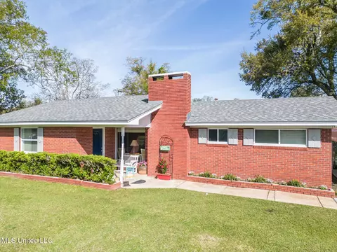 204 E Third St, Long Beach, MS 39560 photo 1