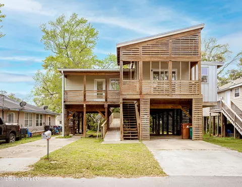 267 Graham Ave, Biloxi, MS 39530