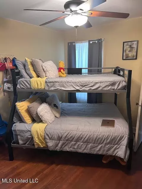 Bedroom - 716 Robinhood Rd, Jackson, MS 39206 photo 2 of 3