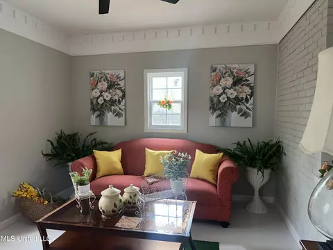 Other - 104 Live Oak Ln, Brandon, MS 39047 photo 6 of 11