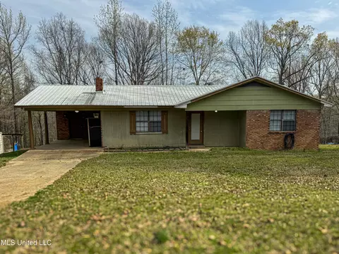 1172 Little Creek Dr, Oakland, MS 38948