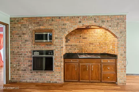 Kitchen - 41 Todd Rd, Sumrall, MS 39482 photo 3 of 3