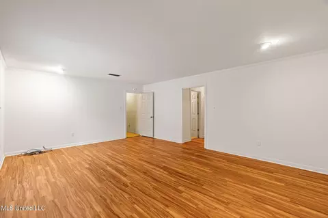 Living - 41 Todd Rd, Sumrall, MS 39482 photo 10 of 10