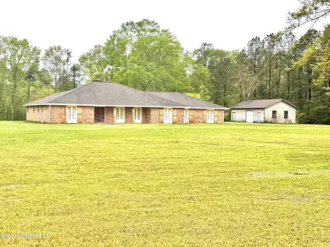 Exterior - 41 Todd Rd, Sumrall, MS 39482 photo 3 of 15