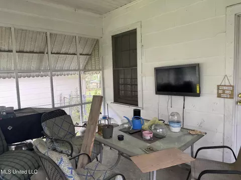 Exterior - 3923 Azalea Dr, Jackson, MS 39206 photo 1 of 5