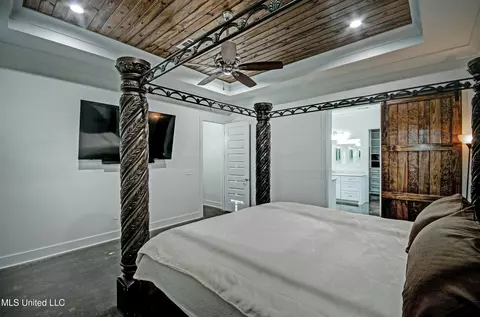 Bedroom - 421 Ashleigh Ct, Brandon, MS 39042 photo 2 of 2