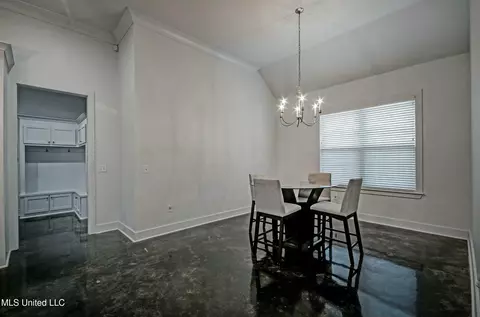 Dining - 421 Ashleigh Ct, Brandon, MS 39042 photo 2 of 2