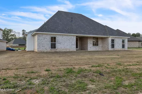 Exterior - 804 Trawler Cir, Brandon, MS 39047 photo 4 of 7