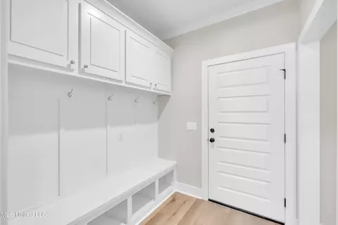 Entry Way - 804 Trawler Cir, Brandon, MS 39047 photo 6 of 7