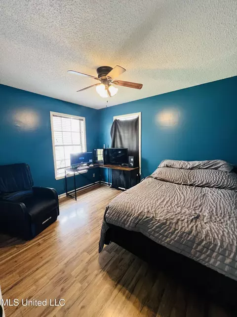 Bedroom - 3211 Snow Downs Rdg, Hernando, MS 38632 photo 2 of 2