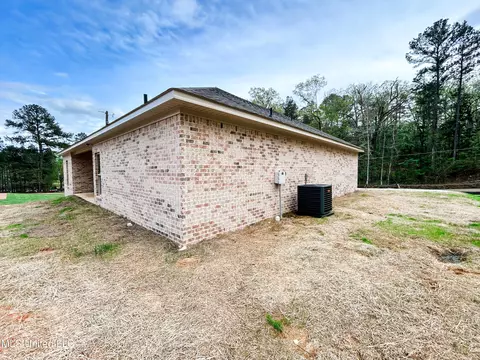 628 Mullican Rd, Florence, MS 39073 photo 28