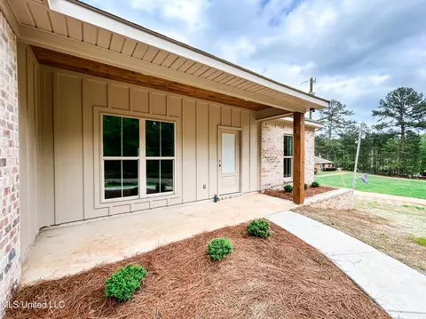 628 Mullican Rd, Florence, MS 39073 photo 7
