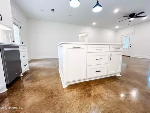 628 Mullican Rd, Florence, MS 39073 photo 14