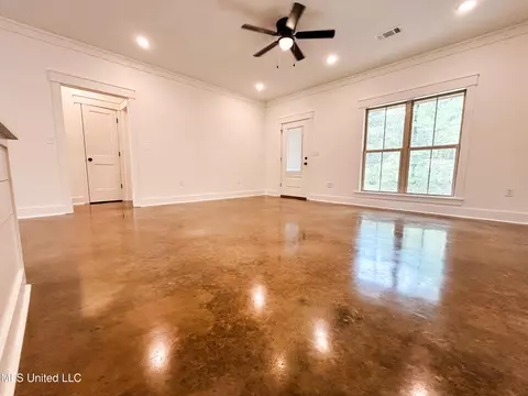 628 Mullican Rd, Florence, MS 39073 photo 9