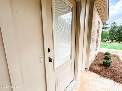628 Mullican Rd, Florence, MS 39073 photo 5