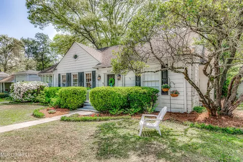 Exterior - 617 Seneca Ave, Jackson, MS 39216 photo 2 of 12
