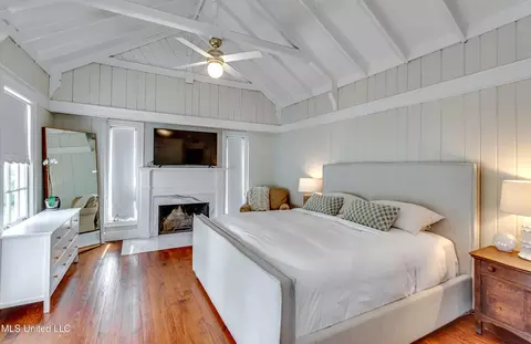 Bedroom - 617 Seneca Ave, Jackson, MS 39216 photo 1 of 10