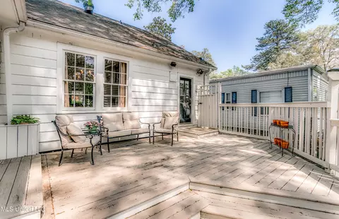 Exterior - 617 Seneca Ave, Jackson, MS 39216 photo 8 of 12