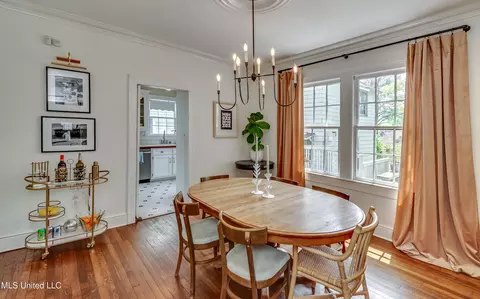 Dining - 617 Seneca Ave, Jackson, MS 39216 photo 2 of 3