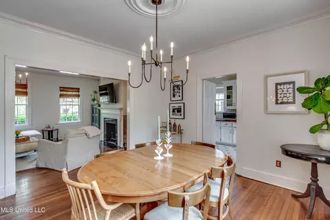 Dining - 617 Seneca Ave, Jackson, MS 39216 photo 3 of 3