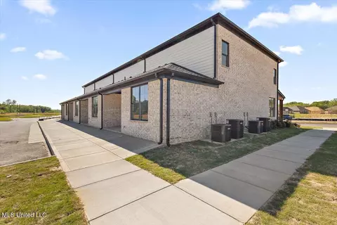 Other - 723 Bolivar Dr, Hernando, MS 38632 photo 5 of 5